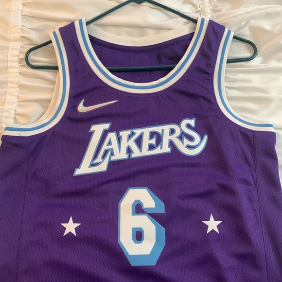 Nike NBA Los Angeles Lakers City Edition Lebron James 6 Dri-FIT Swingman Jersey - Picture 3 of 7